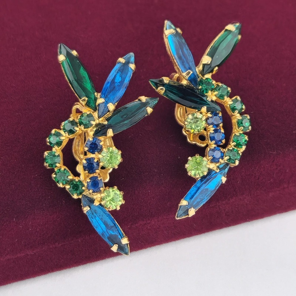 Vintage Blue‎ Green Rhinestone Clip-On Earrings UV Glow Vaseline Glass